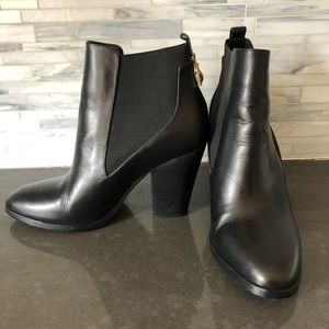 MICHAEL Michael Kors Black Boots 9
